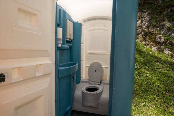 Best Portable restroom trailer rental  in Uintah, UT